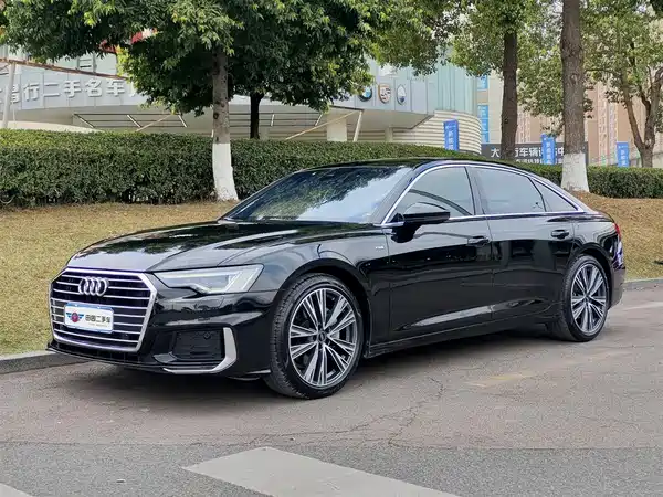 Audi A6L 2022