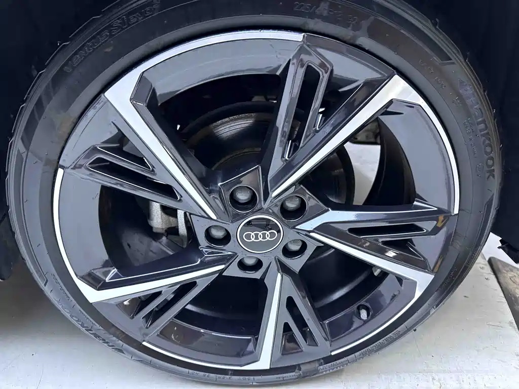 Audi A3 2022 — фото 22