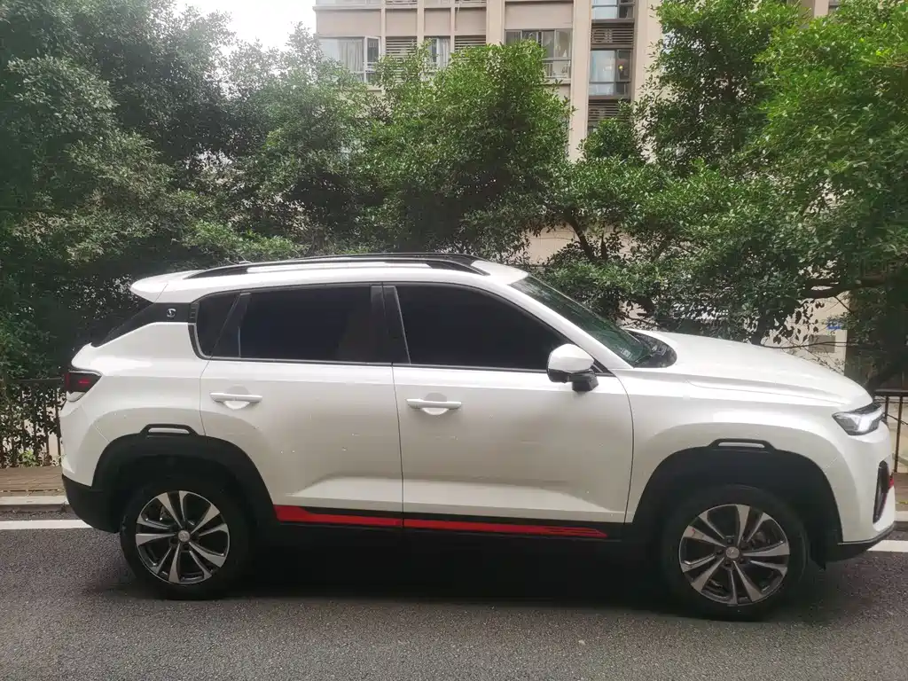 Changan CS35PLUS 2023 — фото 4