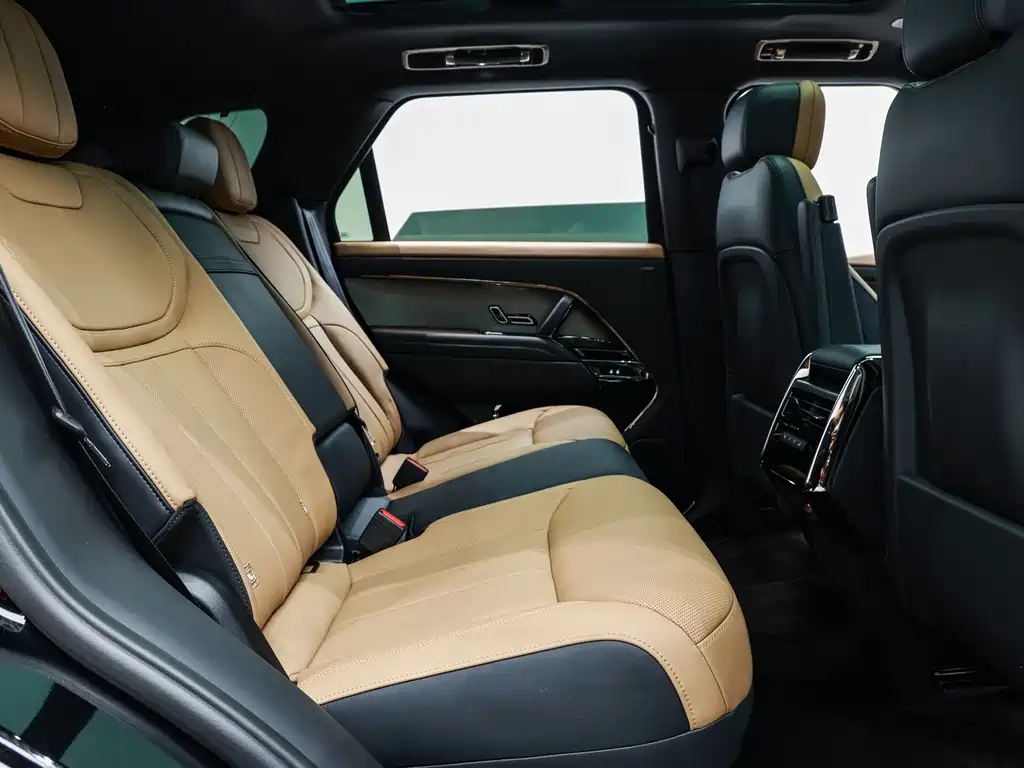 Land Rover Range Rover Sport 2025 — фото 11