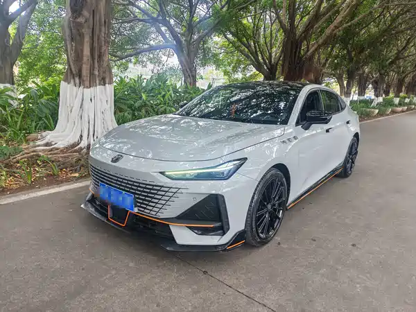 Changan UNI-V 2022