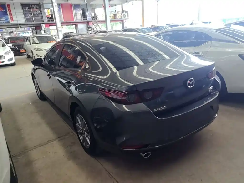 Mazda 3 Angkesela 2022