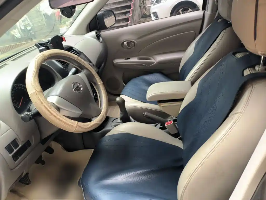 Nissan Sunny 2016 — фото 12