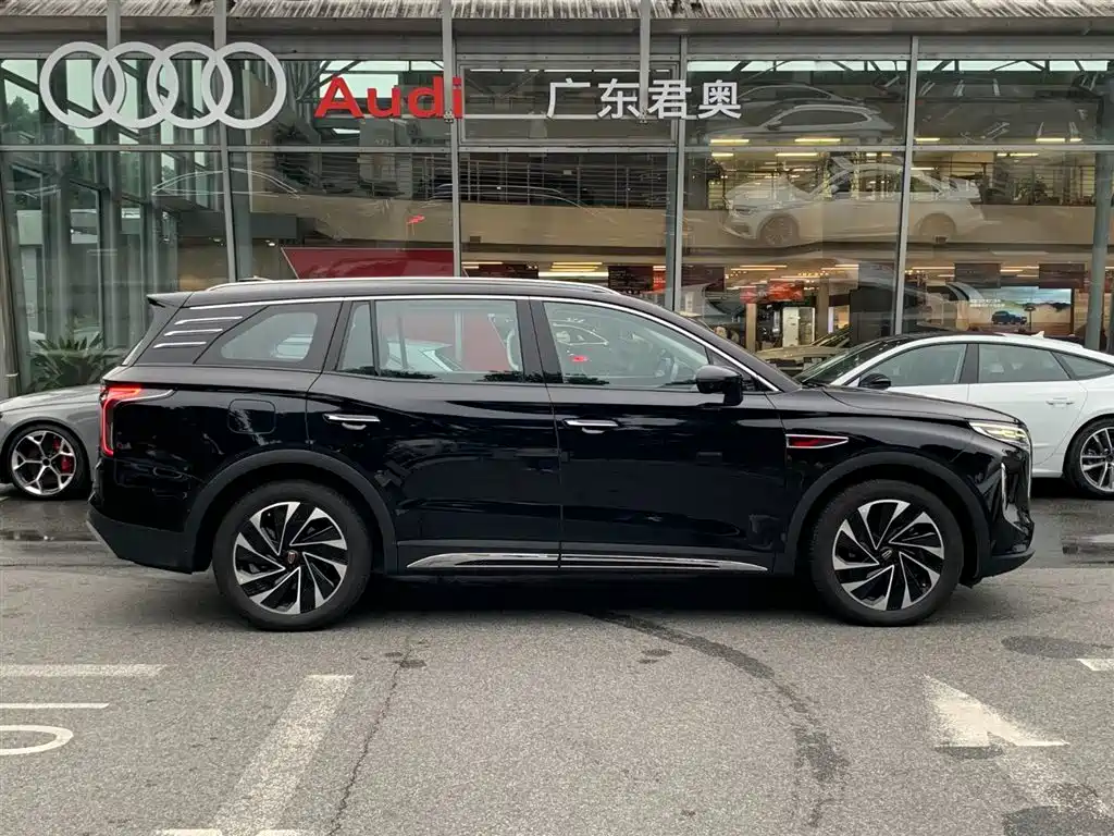 Hongqi HS7 PHEV 2024 — фото 8