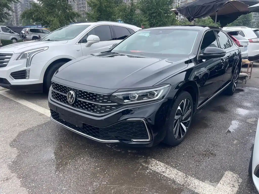 Volkswagen Passat 2022