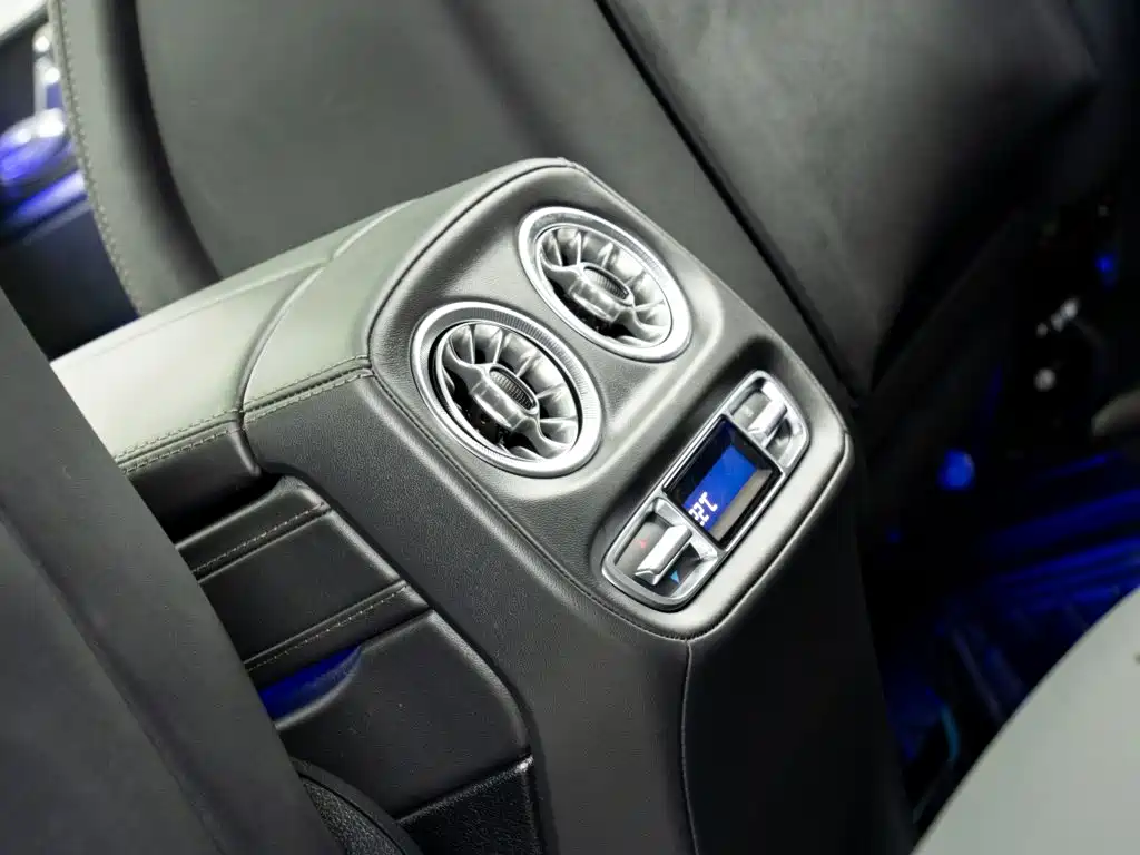 Mercedes-Benz G-Class 2025 — фото 16