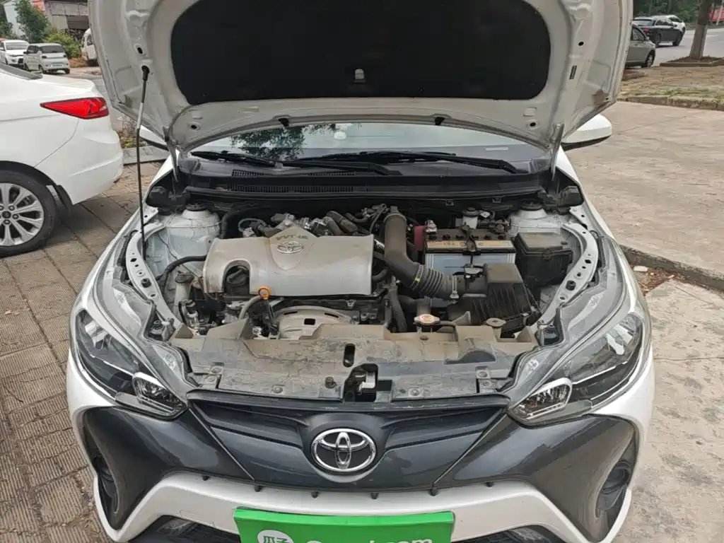 Toyota Yaris L 2020 — фото 20
