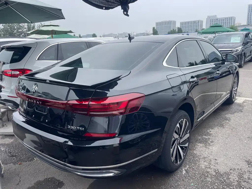 Volkswagen Passat 2022