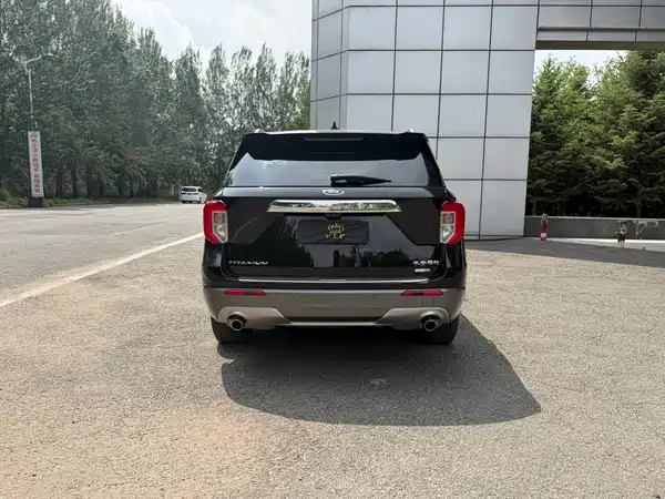 Ford Explorer 2021