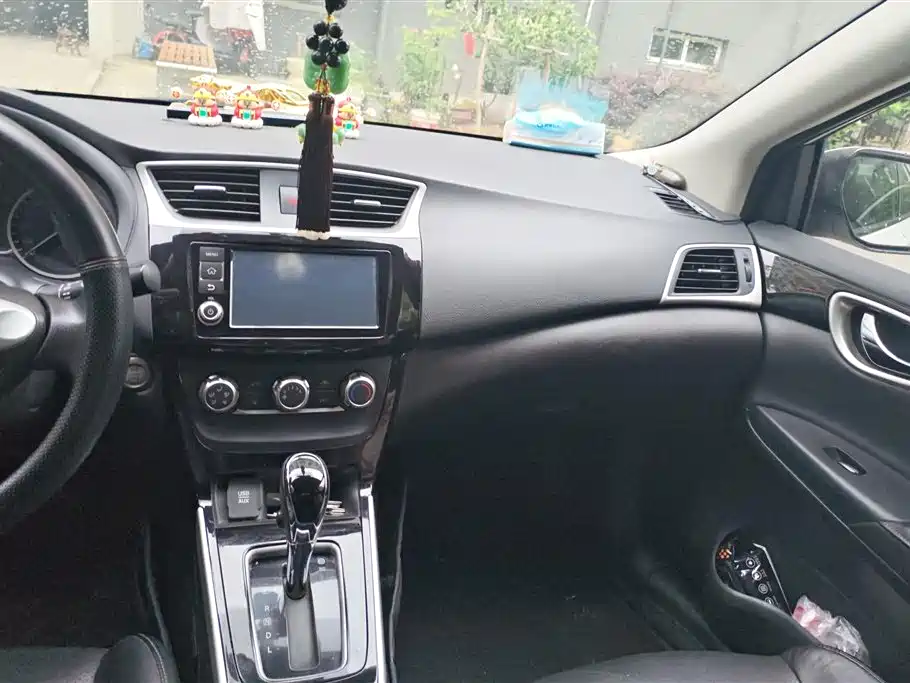 Nissan Sylphy 2017 — фото 13