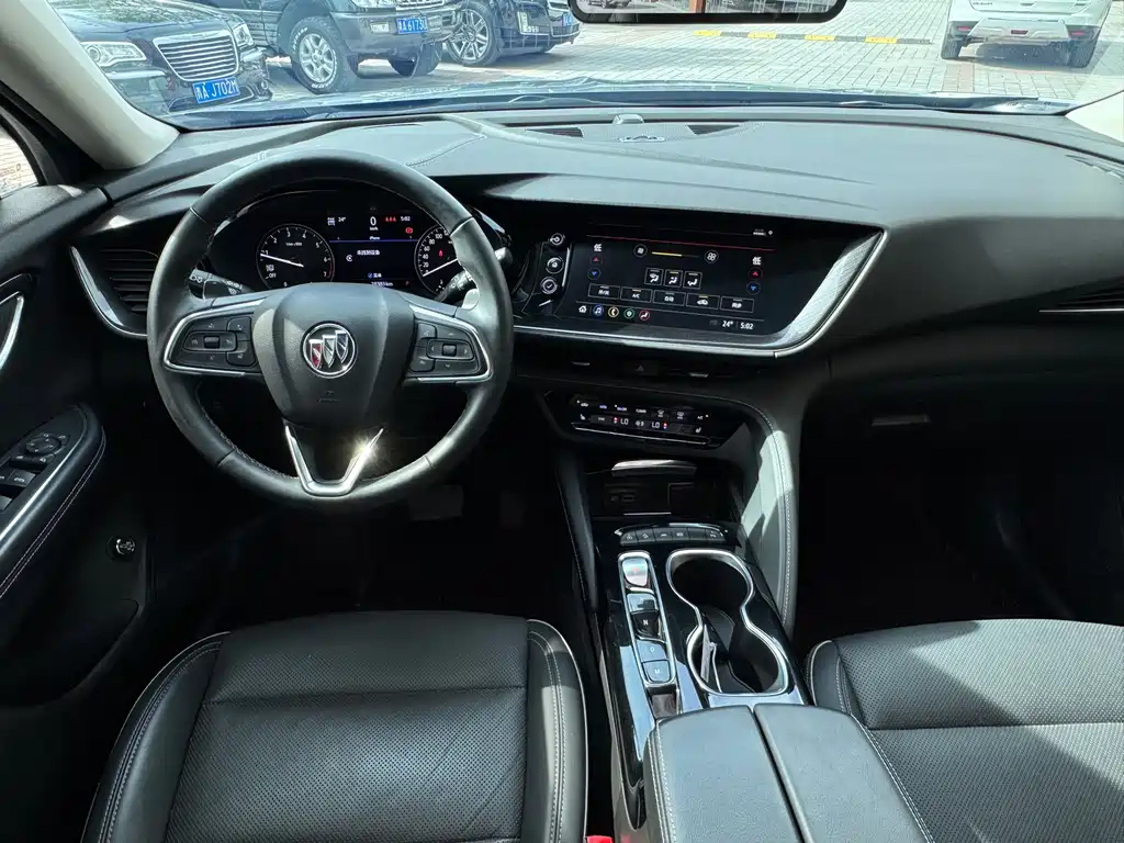 Buick Envision Plus 2023 — фото 13