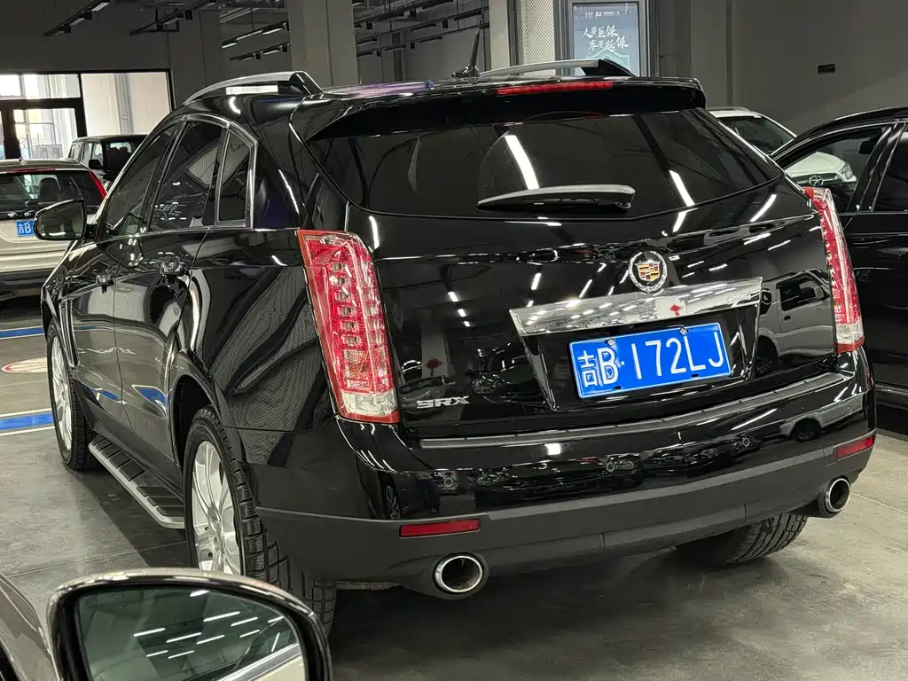Cadillac SRX 2014 — фото 5