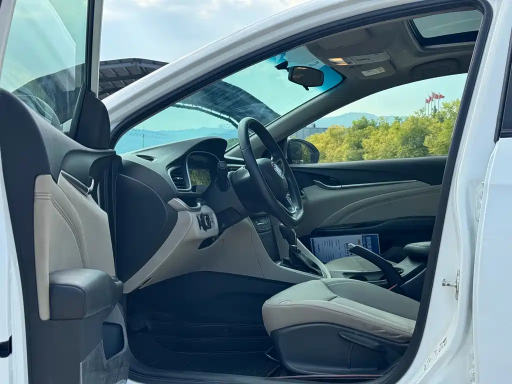 Buick Excelle 2015