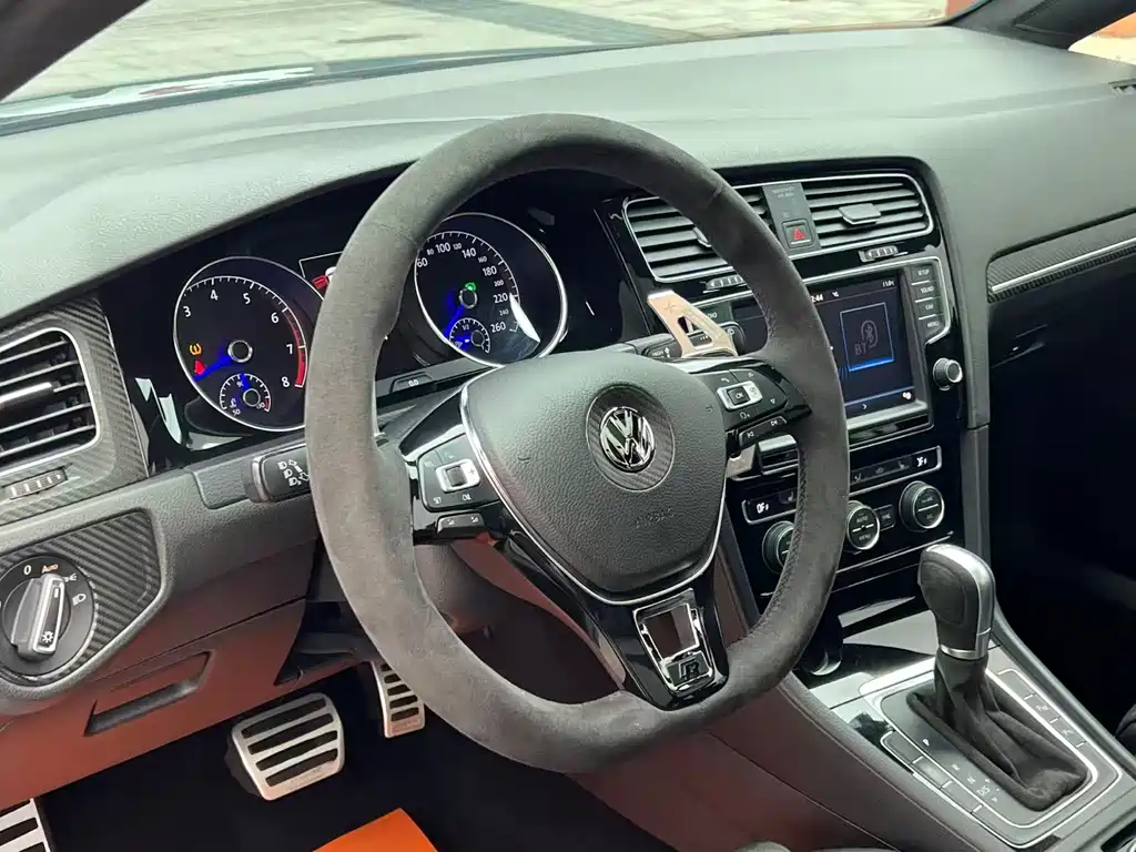 Volkswagen Golf 2015 — фото 10