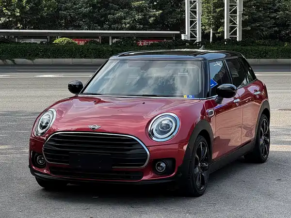 MINI Clubman 2021