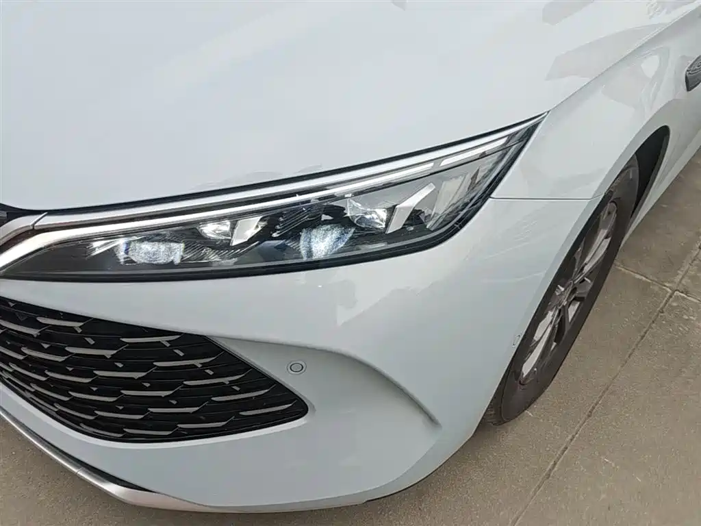 BYD Qin L 2025 — фото 24