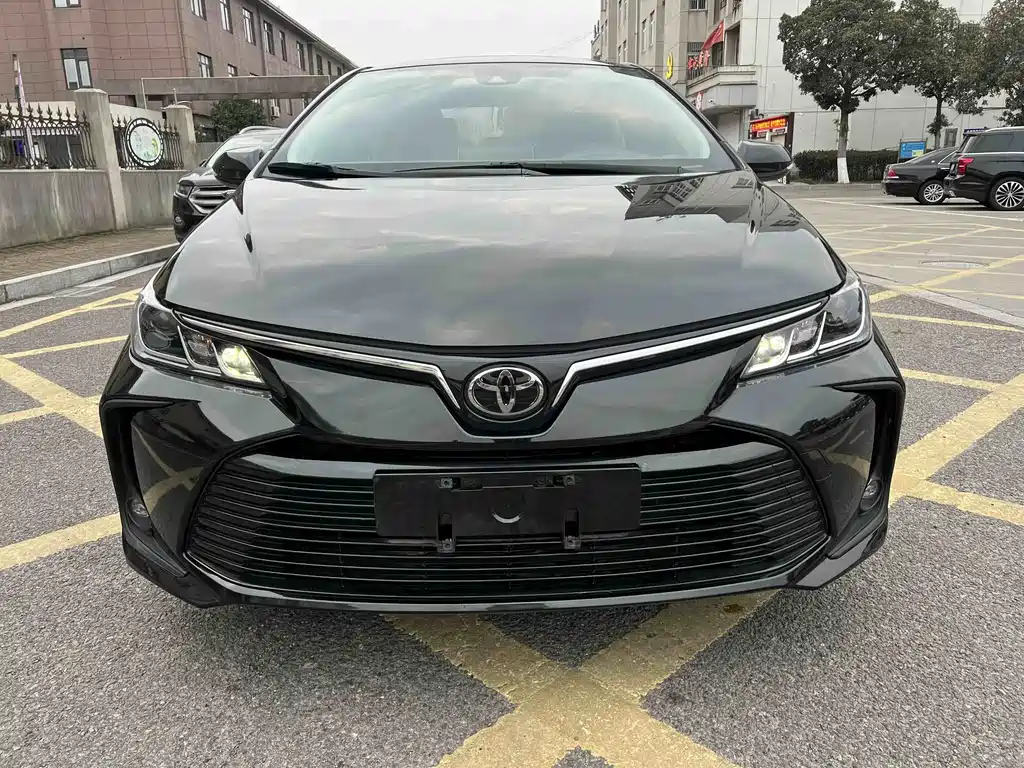 Toyota Corolla 2020 — фото 2