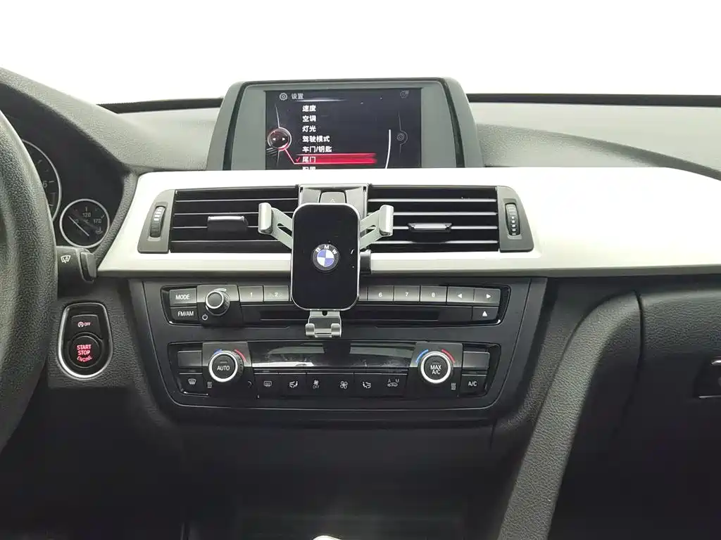 BMW 3 Series GT 2016 — фото 12