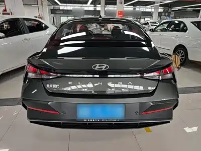 Hyundai Elantra 2023