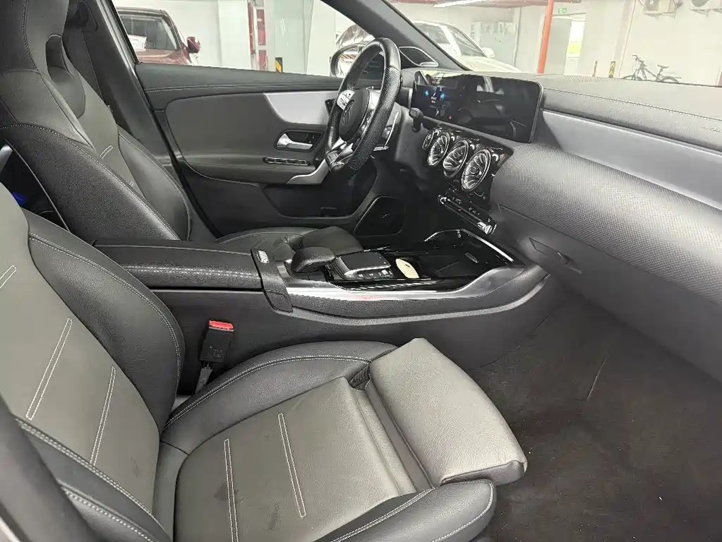Mercedes-Benz A-Class AMG 2021 — фото 4