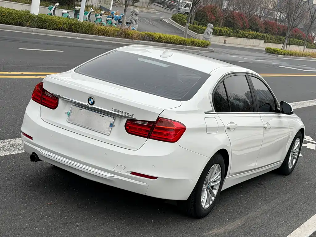 BMW 3 Series 2015 — фото 6