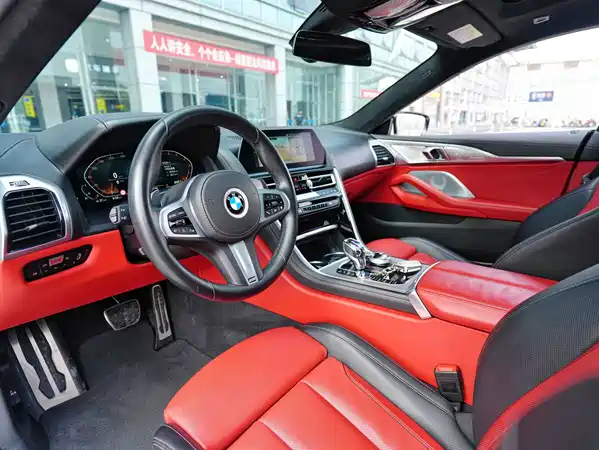 BMW 8 Series 2022