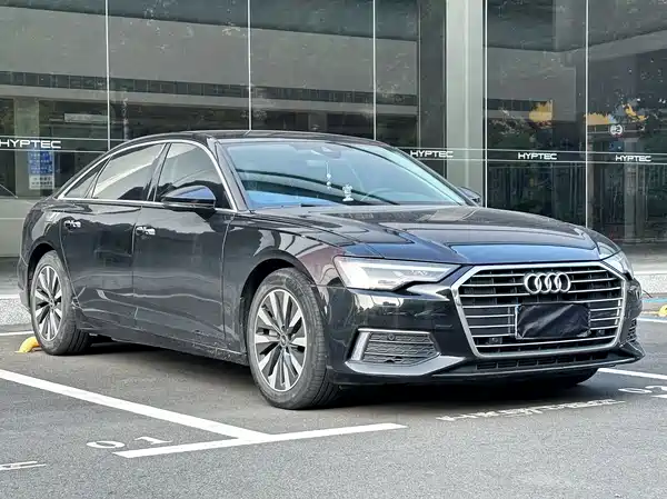 Audi A6L 2022