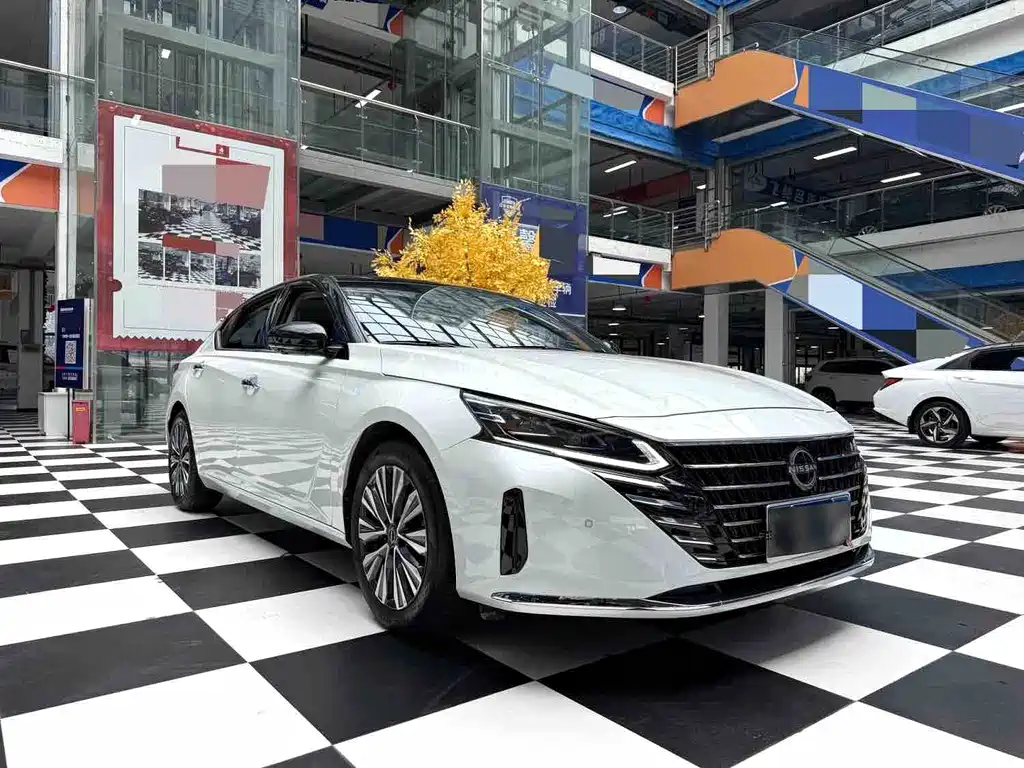 Nissan Teana 2023