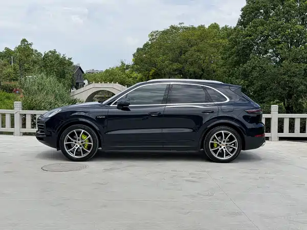 Porsche Cayenne New Energy 2022