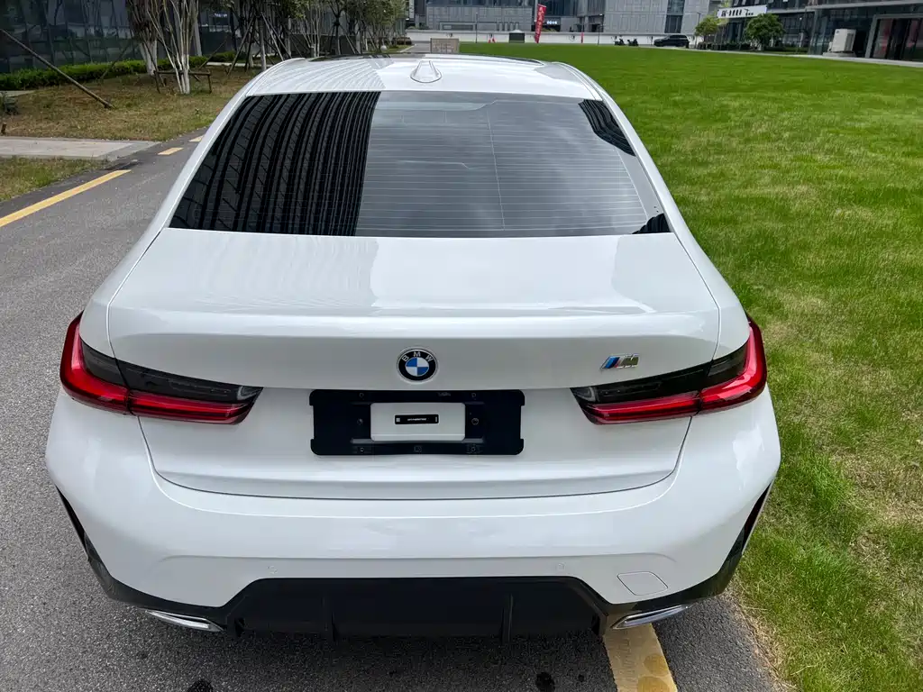 BMW 3 Series 2023