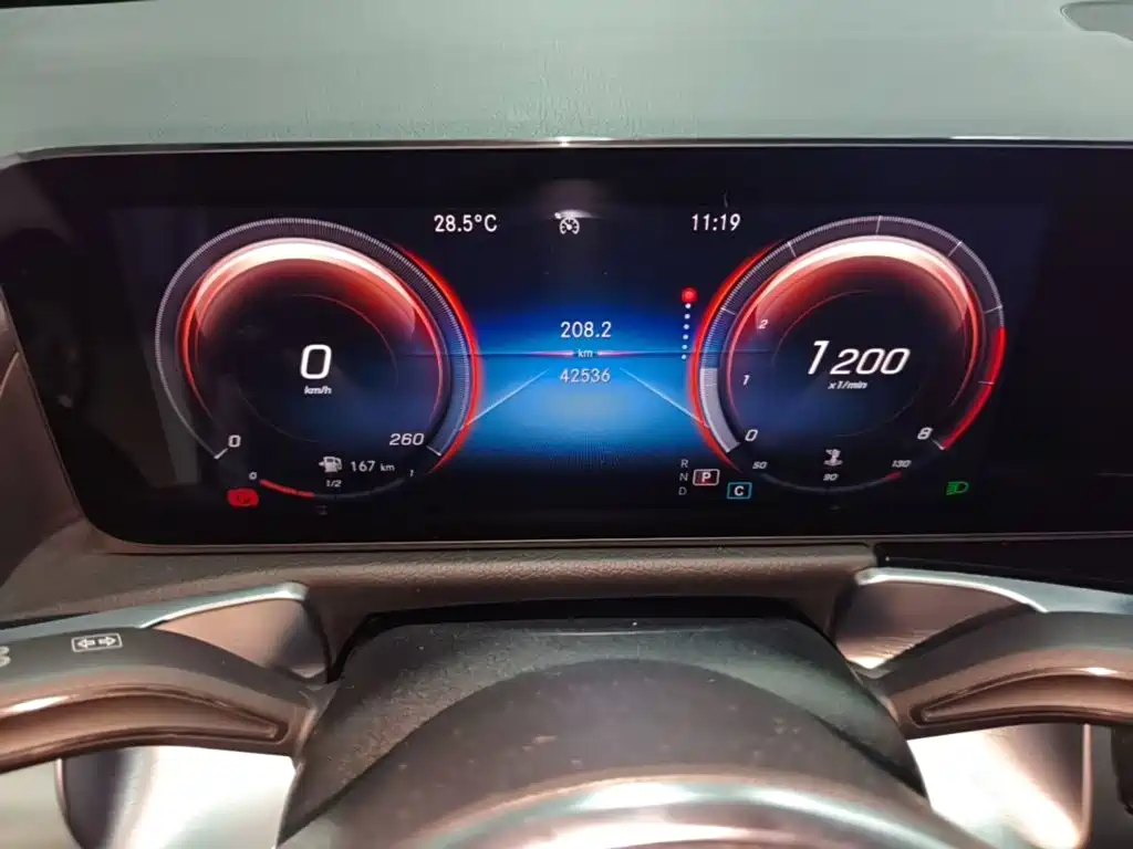 Mercedes-Benz GLB 2022 — фото 12