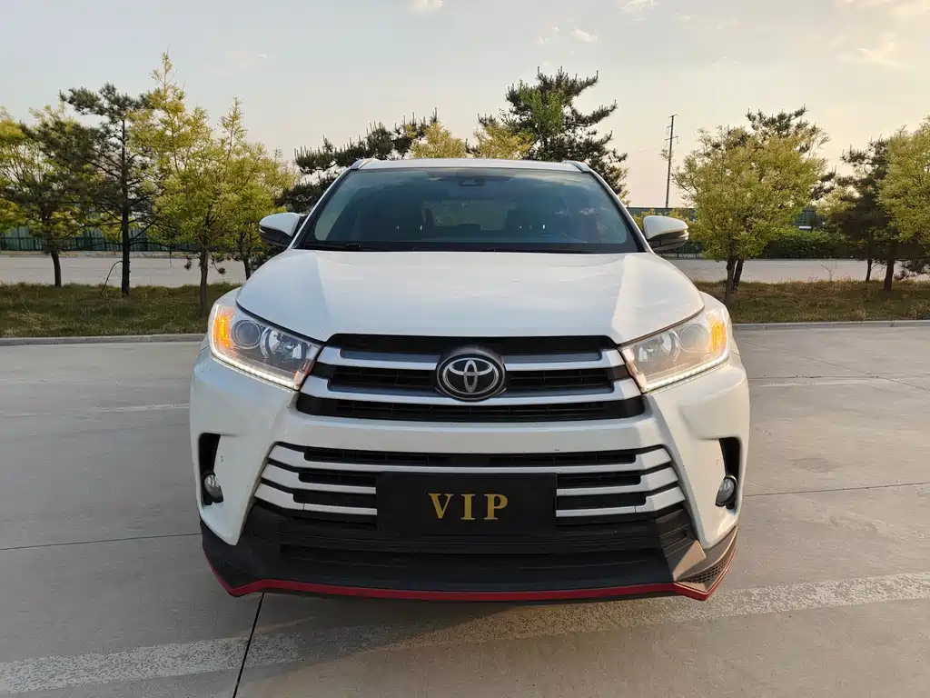 Toyota Highlander 2019 — фото 2