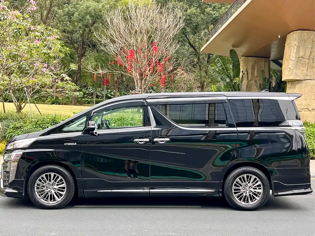 Toyota Vellfire 2020 — фото 4