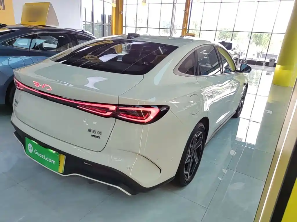 BYD Seal 06 2025