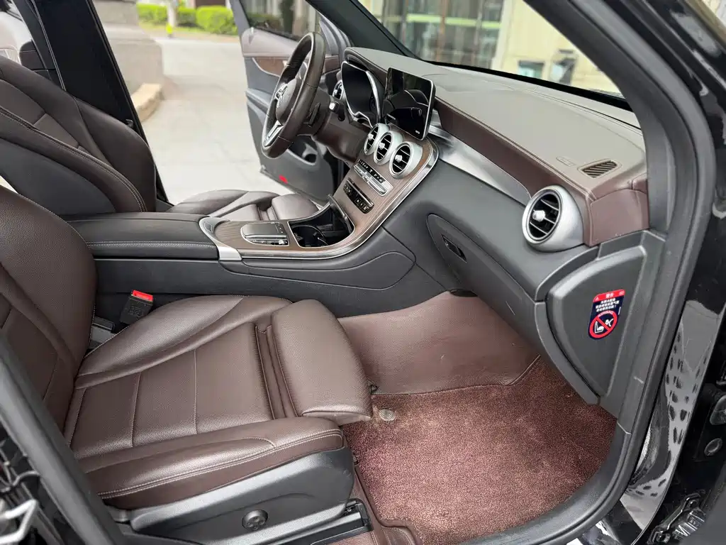 Mercedes-Benz GLC 2022