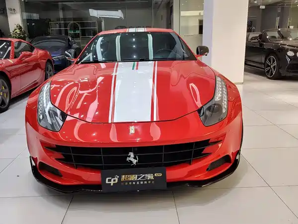 Ferrari FF 2017