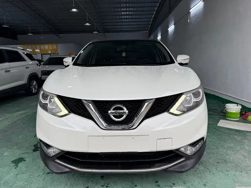 Nissan Qashqai 2018 — фото 1