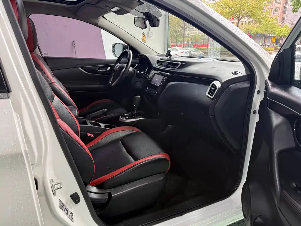 Nissan Qashqai 2018 — фото 15