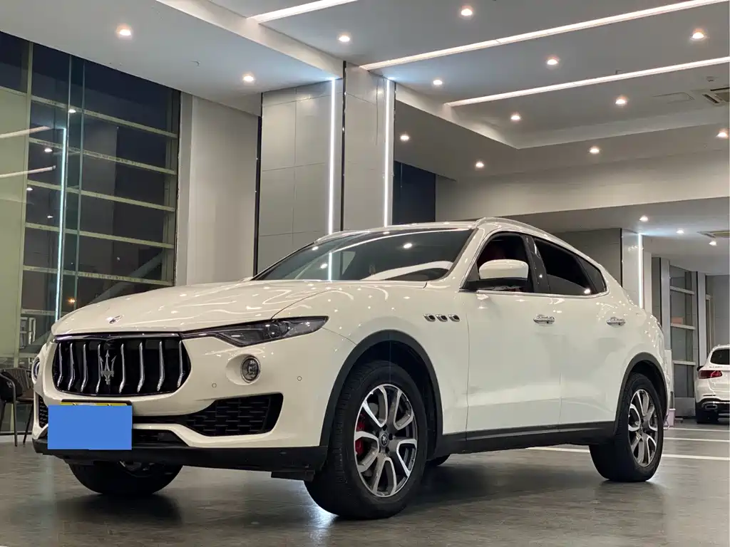 Maserati Levante 2018 — фото 1