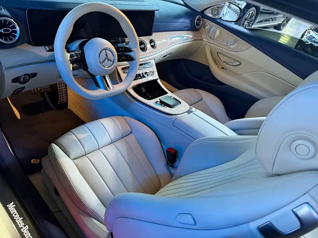 Mercedes-Benz E-Class 2022
