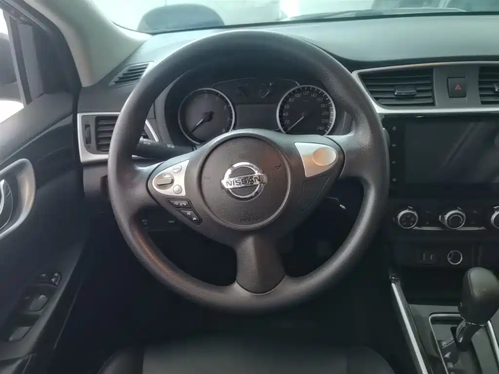 Nissan Sylphy 2020 — фото 11
