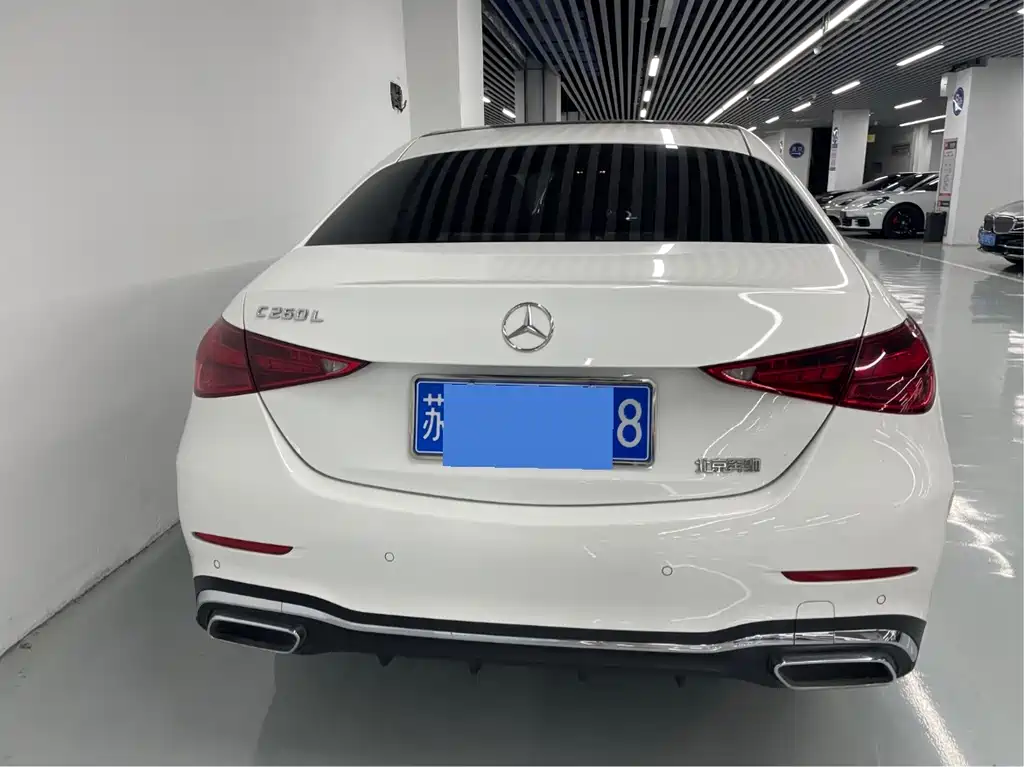 Mercedes-Benz C-Class 2023