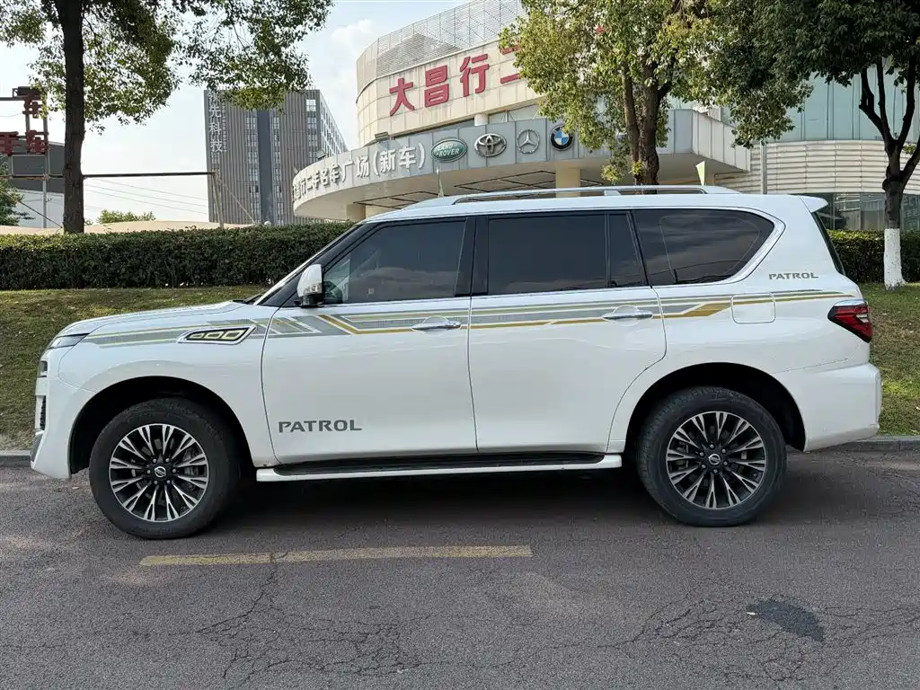 Nissan Patrol 2020 — фото 3