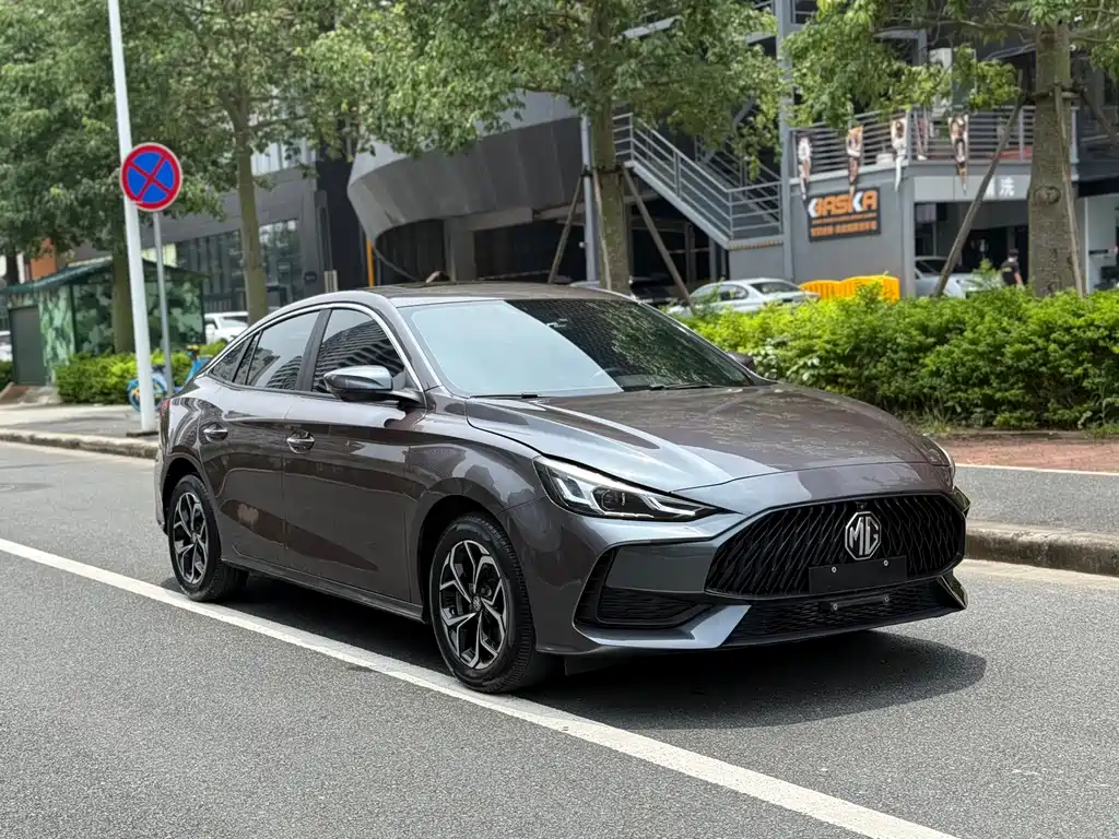 MG MG5 2021