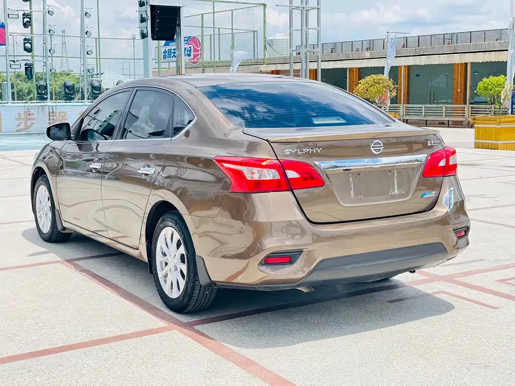 Nissan Sylphy 2018 — фото 15