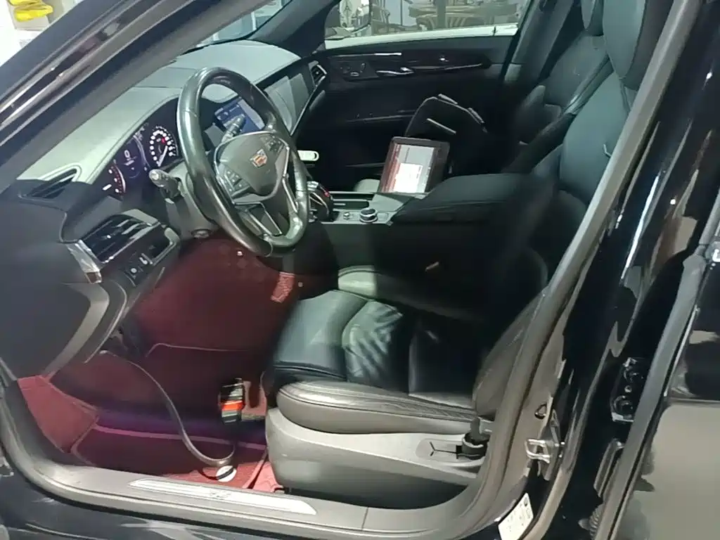 Cadillac CT6 2019 — фото 15