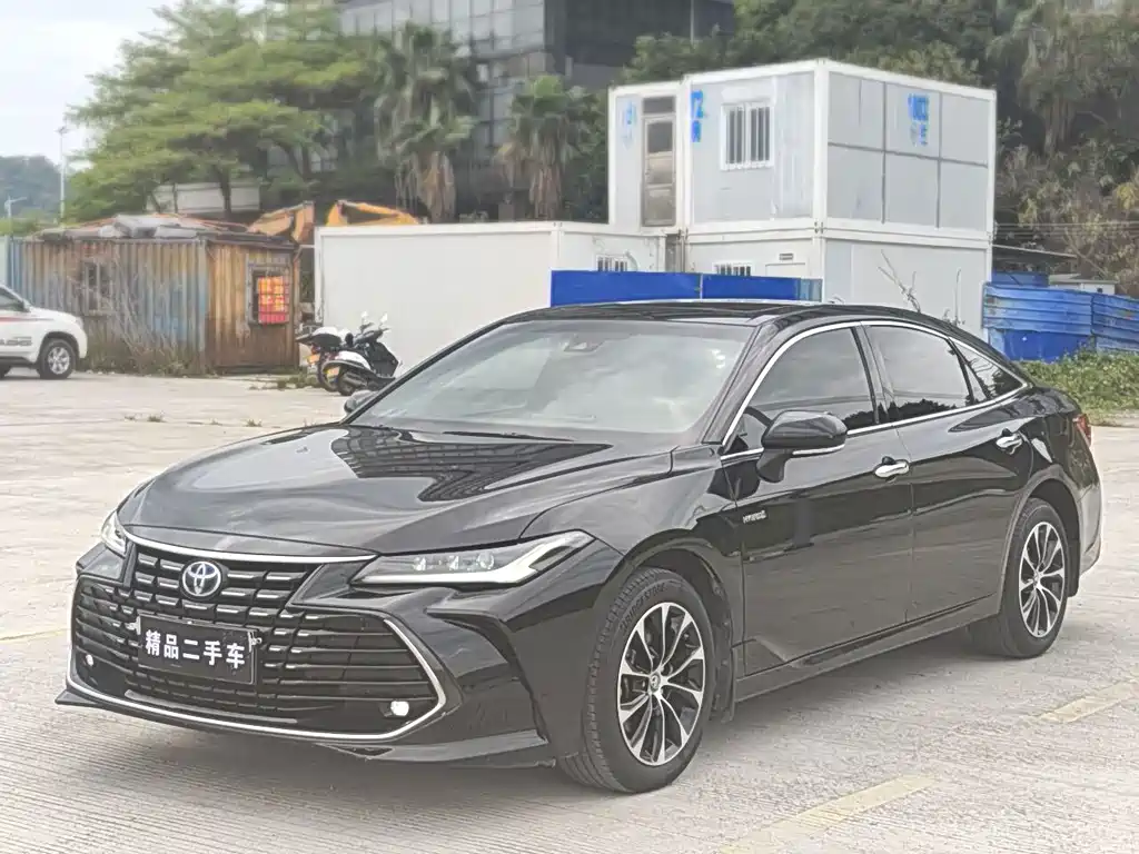 Toyota Avalon 2023 — фото 1