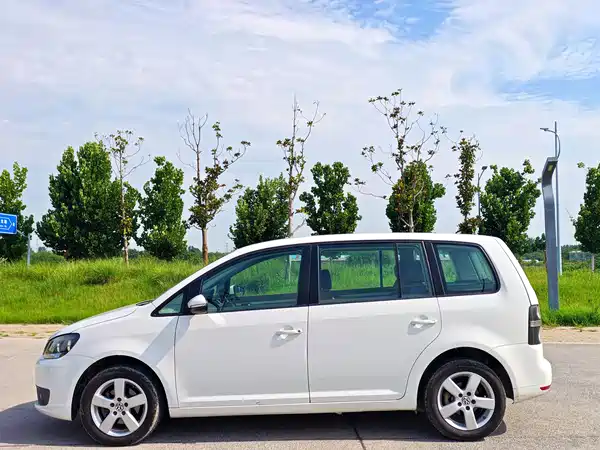 Volkswagen Touran 2013
