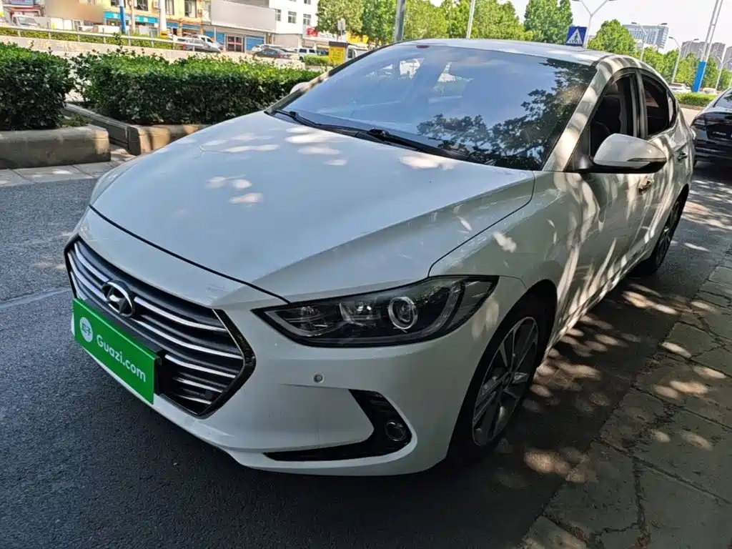 Hyundai Celesta 2016 — фото 1