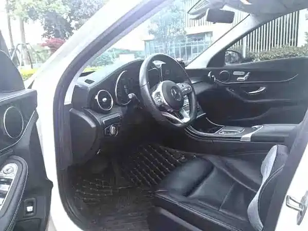 Mercedes-Benz C-Class 2019